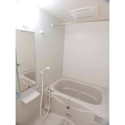 シャン・ド・フルール 202【管理NO：1-016367601-02020】 ★家具家電は申し込み後に搬入します★の物件画像