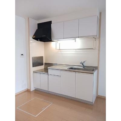 ラピスラズリ 102【管理NO：1-016327301-01020】 ★家具家電は申し込み後に搬入しますの物件画像