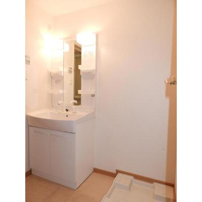 ボニートＫ　Ⅲ 201【管理NO：1-015227101-02010】 ★家具家電は申し込み後に搬入します★の物件画像