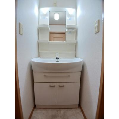 グッディ亀山Ａ 204【管理NO：1-012938601-02040】 ★家具家電は申し込み後に搬入します★の物件画像
