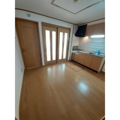 レジデンス２００４ 103【管理NO：1-012193901-01030】 ★家具家電は申し込み後に搬入します★の物件画像