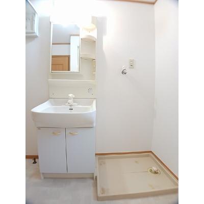 Ｊｅｌｌｙビ－ンズ 101【管理NO：1-012042901-01010】 ★家具家電は申し込み後に搬入しますの物件画像