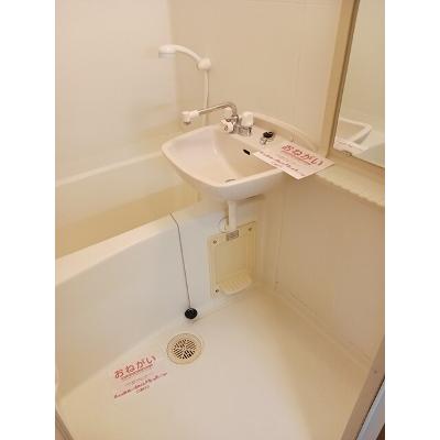 セゾン升本 402【管理NO：1-010544901-04020】 ★家具家電は申し込み後に搬入します★の物件画像