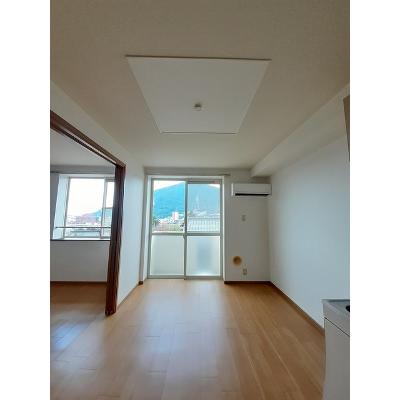 アイランド古本 201【管理NO：1-006287501-02010】 ★家具家電は申し込み後に搬入します★の物件画像