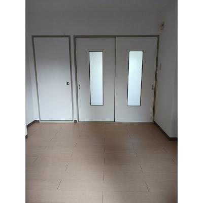 エルディムＳ 103【管理NO：1-004049001-01030】 ★家具家電は申し込み後に搬入します★の物件画像