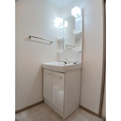 エルディム落合南Ａ 202【管理NO：1-002970801-02020】 ★家具家電は申し込み後に搬入しますの物件画像