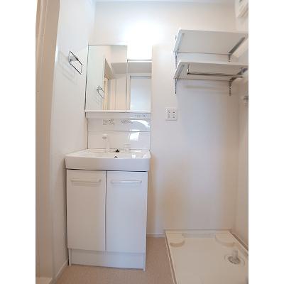 ラテ　ルーナ 201【管理NO：1-027573201-02010】 ★家具家電は申し込み後に搬入しますの物件画像