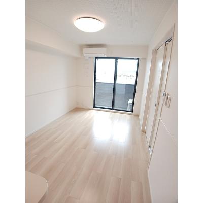 フォレストスクエアＤ 102【管理NO：1-027414004-01020】 ★家具家電は申し込み後に搬入します★の物件画像