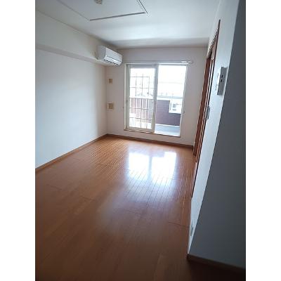 グランツ 202【管理NO：1-013743701-02020】 ★家具家電は申し込み後に搬入します★の物件画像