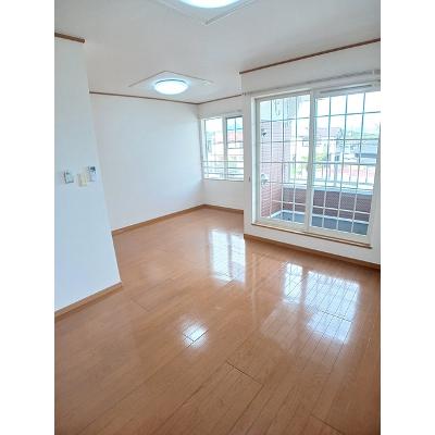 オルテンシアＡ 201【管理NO：1-013556501-02010】 ★家具家電は申し込み後に搬入しますの物件画像