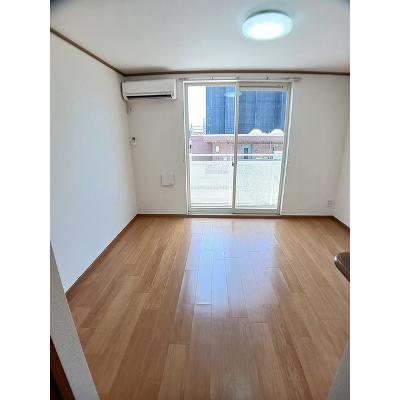 Ｋ’ｓスクエアー　Ｂ 205【管理NO：1-011498802-02040】 ★家具家電は申し込み後に搬入します★の物件画像