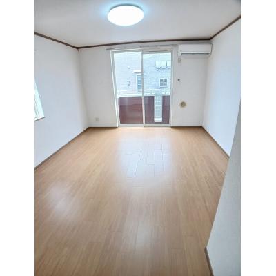 トレジャーガーデンⅡ 101【管理NO：1-011306602-01010】 ★家具家電は申し込み後に搬入します★の物件画像
