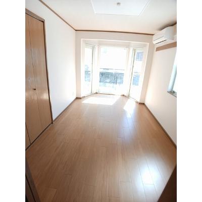 レークサイドＢ 103【管理NO：1-007983102-01030】 ★家具家電は申し込み後に搬入します★の物件画像