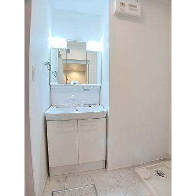 セリーンガーデン　Ⅲ 203【管理NO：1-028504003-02030】 ★家具家電は申し込み後に搬入しますの物件画像