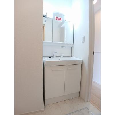 サンシャイン１ 103【管理NO：1-028175401-01030】 ★家具家電は申し込み後に搬入します★の物件画像