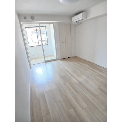 アンド　ザ　ブルー　Ⅰ 103【管理NO：1-026979301-01030】 ★家具家電は申し込み後に搬入します★の物件画像