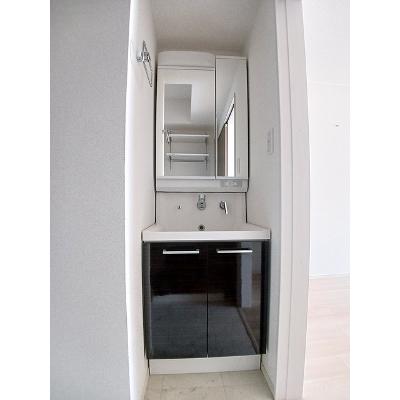 アンド　ザ　ブルー　Ⅰ 103【管理NO：1-026979301-01030】 ★家具家電は申し込み後に搬入します★の物件画像