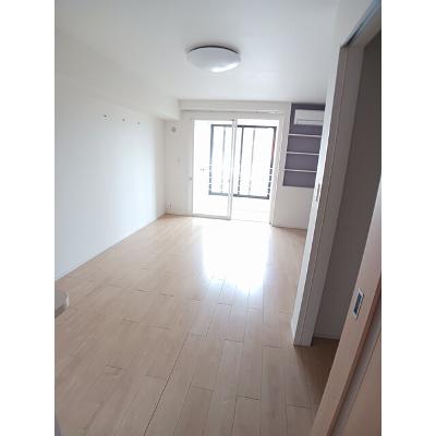 カーサ・ルピナス 202【管理NO：1-025364701-02020】 ★家具家電は申し込み後に搬入します★の物件画像