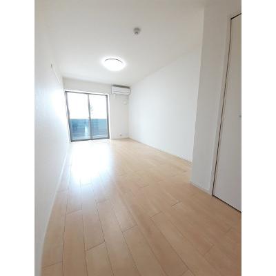 エメ・ソレイユ 305【管理NO：1-021827801-03050】 ★家具家電は申し込み後に搬入しますの物件画像