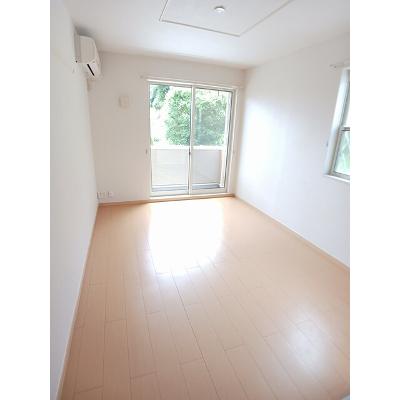 Ｅ’ｓ　Ｇａｒｄｅｎ　Ａ 101【管理NO：1-017000301-01010】 ★家具家電は申し込み後に搬入します★の物件画像