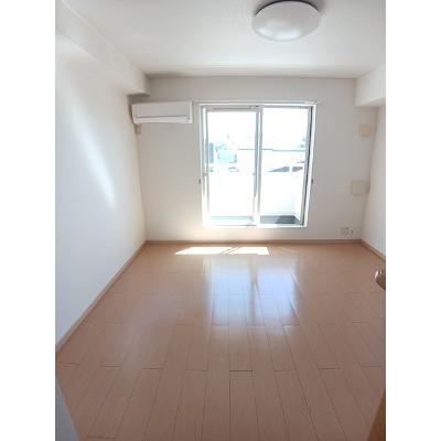 ミッテ・クラール 203【管理NO：1-015467601-02030】 ★家具家電は申し込み後に搬入します★の物件画像