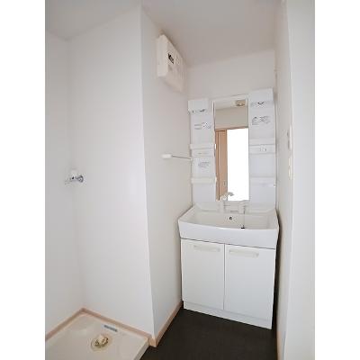 ミッテ・クラール 203【管理NO：1-015467601-02030】 ★家具家電は申し込み後に搬入します★の物件画像
