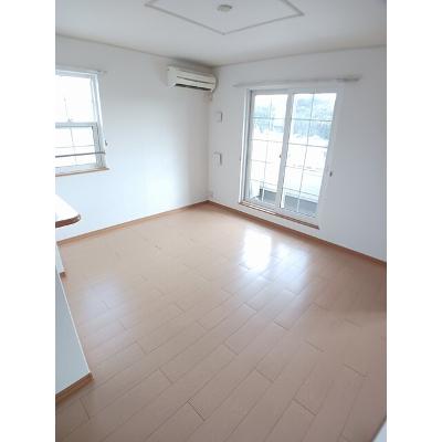 ヴィラ　カリーノ 202【管理NO：1-014814301-02020】 ★家具家電は申し込み後に搬入します★の物件画像