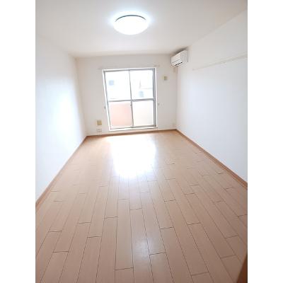 カルム・ソレイユ 210【管理NO：1-013550201-02100】 ★家具家電は申し込み後に搬入しますの物件画像