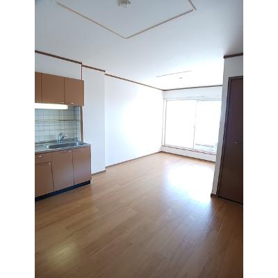 マーヴェラスビュー 202【管理NO：1-011356801-02020】 ★家具家電は申し込み後に搬入します★の物件画像