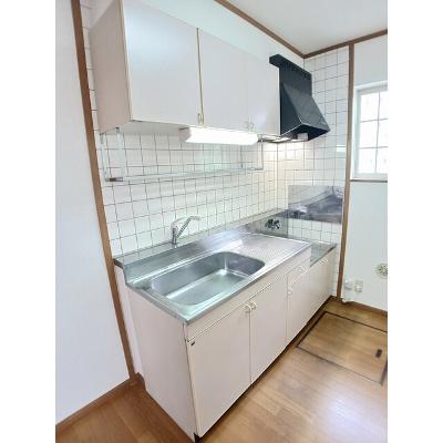 グリーンキャッスル 101【管理NO：1-009390501-01010】 ★家具家電は申し込み後に搬入します★の物件画像