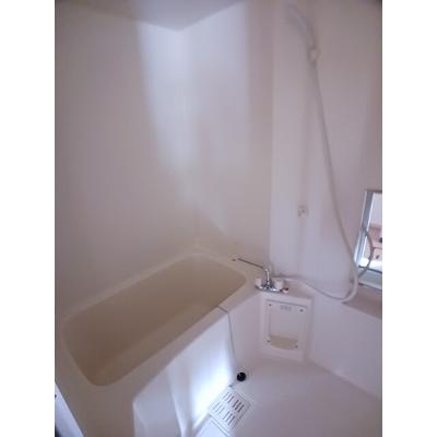 プルミェソレイユ 102【管理NO：1-007828501-01020】 ★家具家電は申し込み後に搬入します★の物件画像