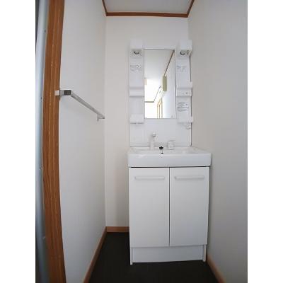 クレストール平生Ｂ 201【管理NO：1-007278402-02010】 ★家具家電は申し込み後に搬入します★の物件画像