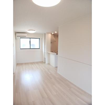 ファミール問田 103【管理NO：1-027672901-01030】 ★家具家電は申し込み後に搬入します★の物件画像