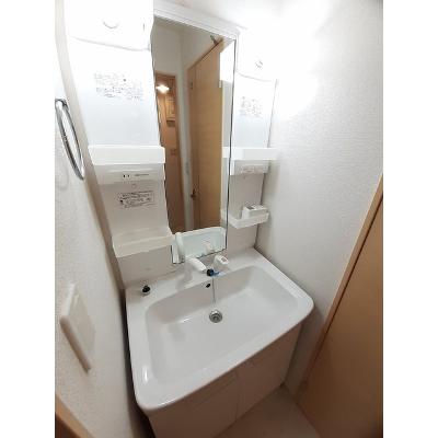 フレイグラント　オリーブ 103【管理NO：1-018989101-01030】 ★家具家電は申し込み後に搬入します★の物件画像