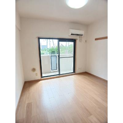 ラ・メゾン・カシェ 103【管理NO：1-011568901-01030】 ★家具家電は申し込み後に搬入しますの物件画像
