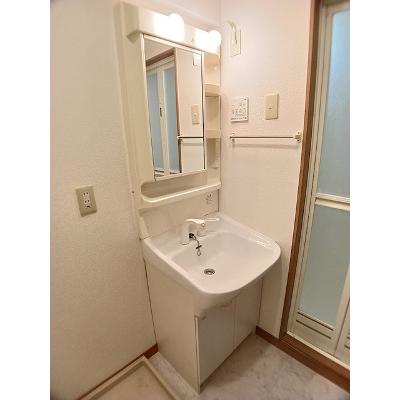 シャン・ド・フレーズⅡ 105【管理NO：1-011422501-01050】 ★家具家電は申し込み後に搬入しますの物件画像