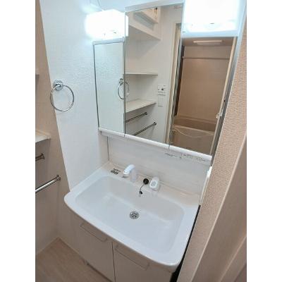 ウナ　カーサ　シクーラ 102【管理NO：1-028453101-01020】 ★家具家電は申し込み後に搬入します★ ★2026年11月中旬入居可能★の物件画像