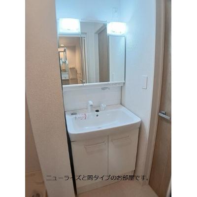 ホワイト　フォックス　Ⅱ 103【管理NO：1-028349202-01030】 ★家具家電は申し込み後に搬入します 2026年09月上旬入居可能の物件画像