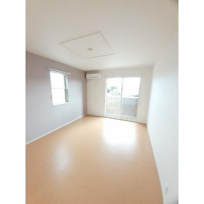 ラ・ルナ　Ⅱ 101【管理NO：1-019061002-01010】 ★家具家電は申し込み後に搬入しますの物件画像