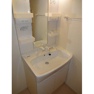 カルフールＡ 201【管理NO：1-017767701-02010】 ★家具家電は申し込み後に搬入します 2026年08月中旬入居可能の物件画像