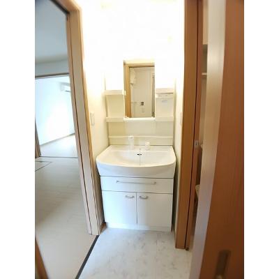 サンハウスヨシキＣ 104【管理NO：1-014561303-01040】 ★家具家電は申し込み後に搬入します★の物件画像