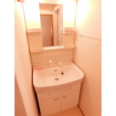 リジェール　プラースＡ 204【管理NO：1-014364801-02040】 ★家具家電は申し込み後に搬入します★の物件画像