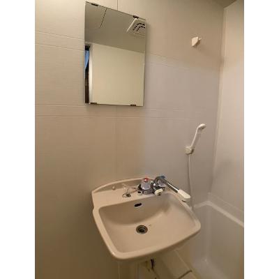 シャン・ド・フレーズ 203【管理NO：1-007978501-02030】 ★家具家電は申し込み後に搬入しますの物件画像