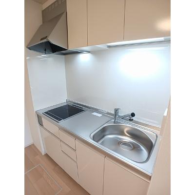 シュバルツハウス防府 102【管理NO：1-028134801-01020】 ★家具家電は申し込み後に搬入します★の物件画像