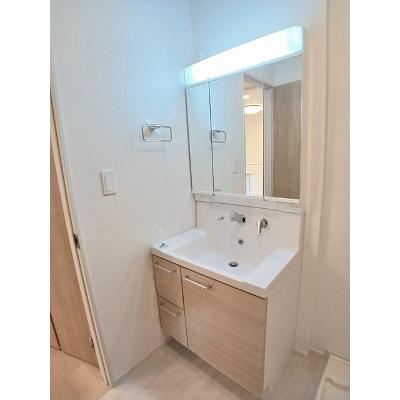 グランフラーヴ勝間Ｂ 203【管理NO：1-027937602-02030】 ★家具家電は申し込み後に搬入します★の物件画像