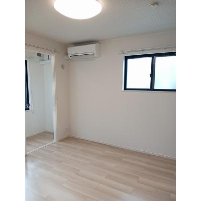 イーグル 104【管理NO：1-027670601-01040】 ★家具家電は申し込み後に搬入します★の物件画像