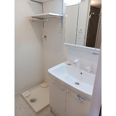 イーグル 104【管理NO：1-027670601-01040】 ★家具家電は申し込み後に搬入します★の物件画像