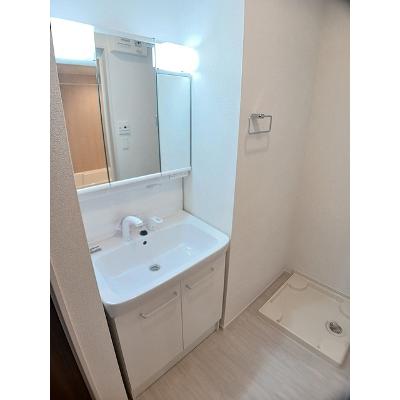 ラ・ルーチェ 104【管理NO：1-028670001-01040】 ★家具家電は申し込み後に搬入します★ ★2026年09月下旬入居可能★の物件画像