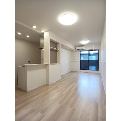 シュトラールＢ 202【管理NO：1-027973901-02020】 ★家具家電は申し込み後に搬入します★ ★2026年10月上旬入居可能★の物件画像