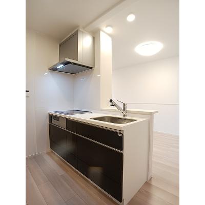 シュトラールＢ 202【管理NO：1-027973901-02020】 ★家具家電は申し込み後に搬入します★ ★2026年10月上旬入居可能★の物件画像